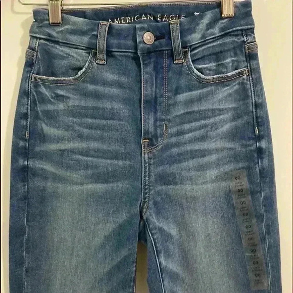 NEW American Eagle Curvy Super High-Waisted Jeans - Picture 4 of 12